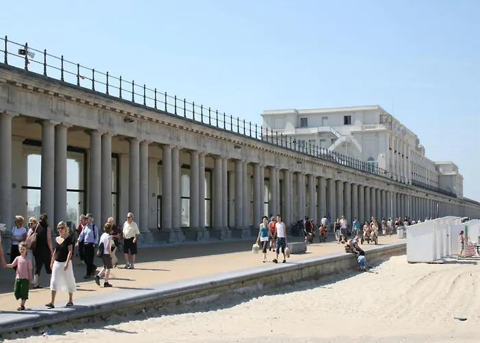 In Near The Seafront オステンド